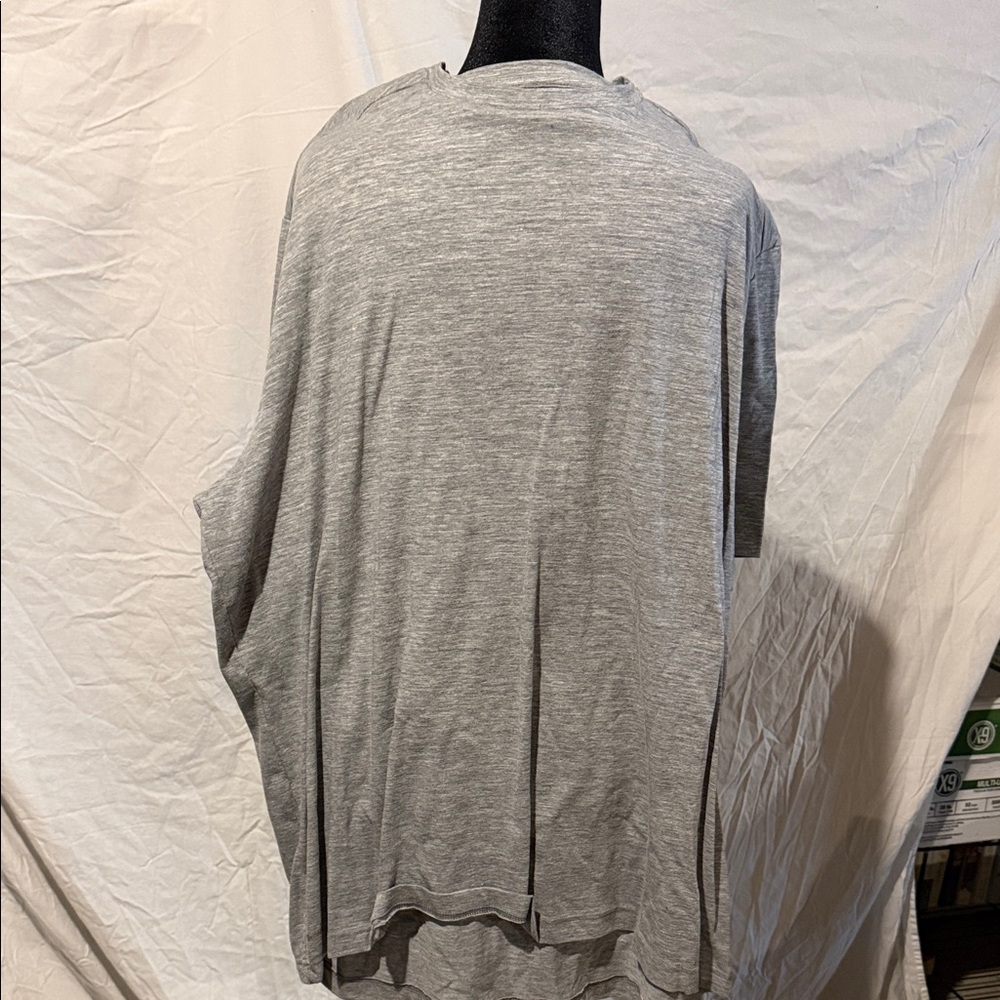 Lightweight Heather Gray tee